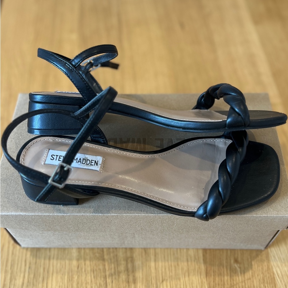 Steve Madden Black Sandals
